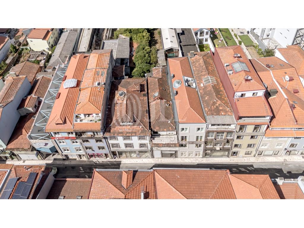 Building for Rehabilitation on Rua Formosa, Porto