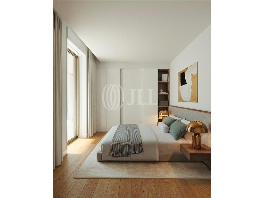 Appartement 3 pièces, dans le Fernão Magalhães 127, à Bonfim, Porto