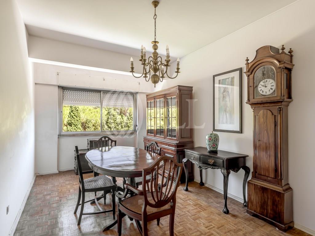 Compra: Apartamento (1500)