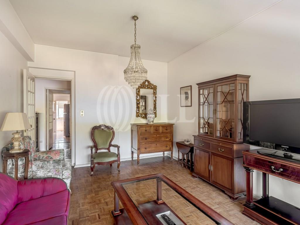 Compra: Apartamento (1500)