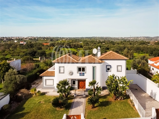 4-Bedroom villa with pool and garden, Boliqueime, Algarve