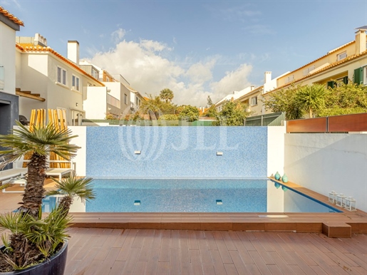 5-Bedroom villa, with pool, in Restelo, Lisbon