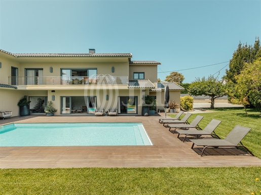 7+1-Bedroom villa, garden, pool, in Birre, Cascais