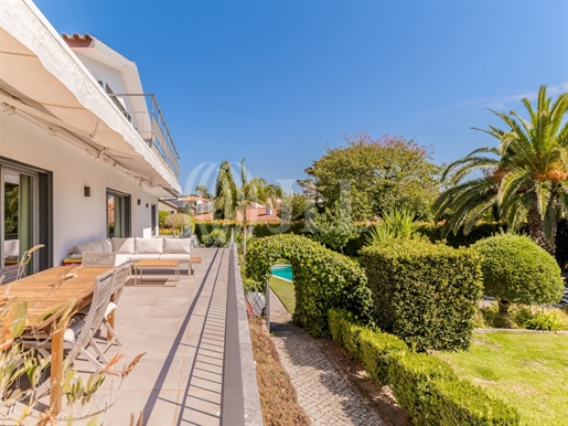 Moradia T6 com jardim e piscina em Birre, Cascais