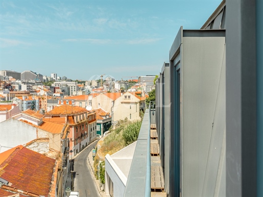3 bedroom penthouse, with panoramic views, in Lisbon