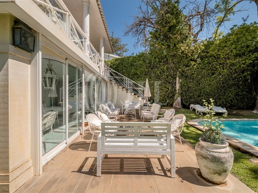 Villa de 5 pièces avec piscine à Estoril à Cascais
