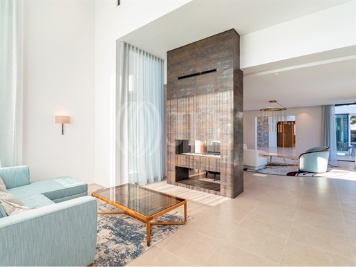 7-Bedroom villa with swimming pools, in Quinta do Lago, Algarve