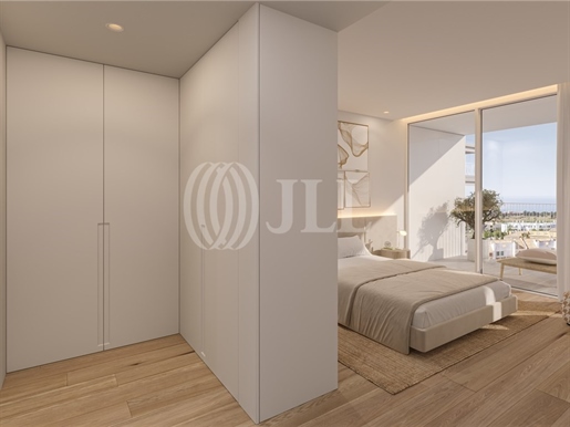 2 Bed apartment w/ balcony, Serenity Vilamoura, Algarve
