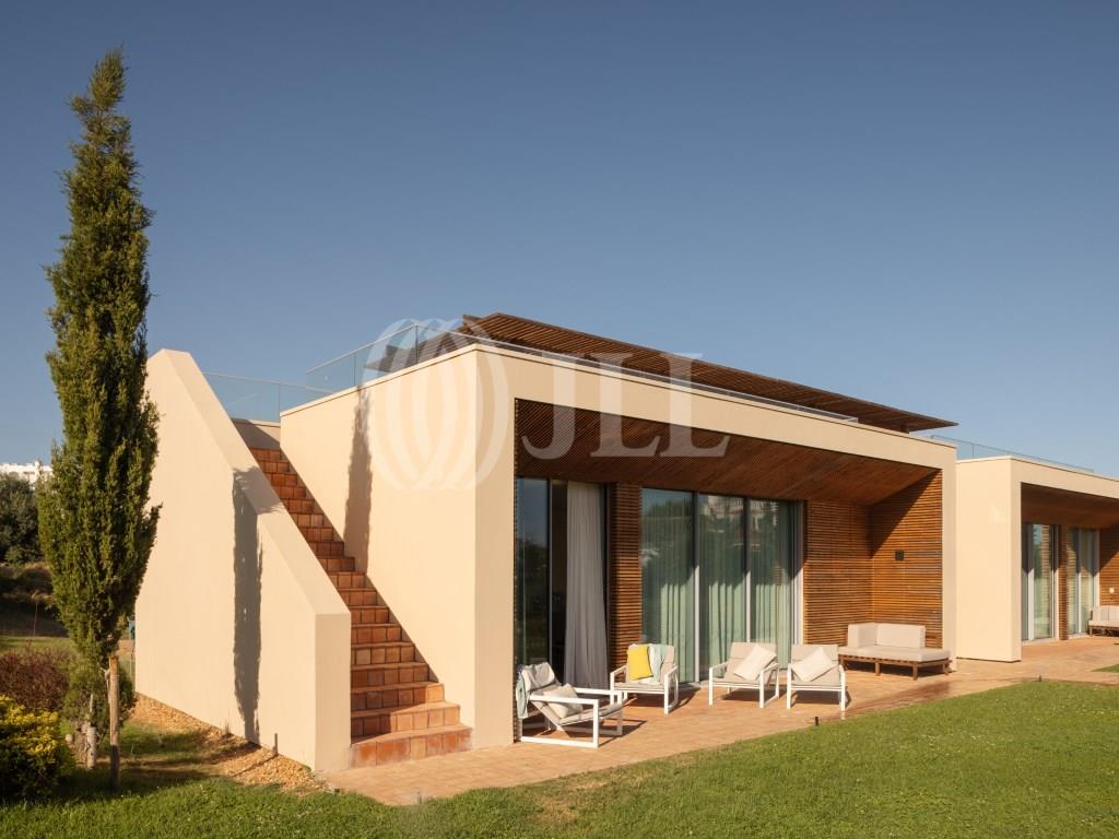Compra: Apartamento (8400)