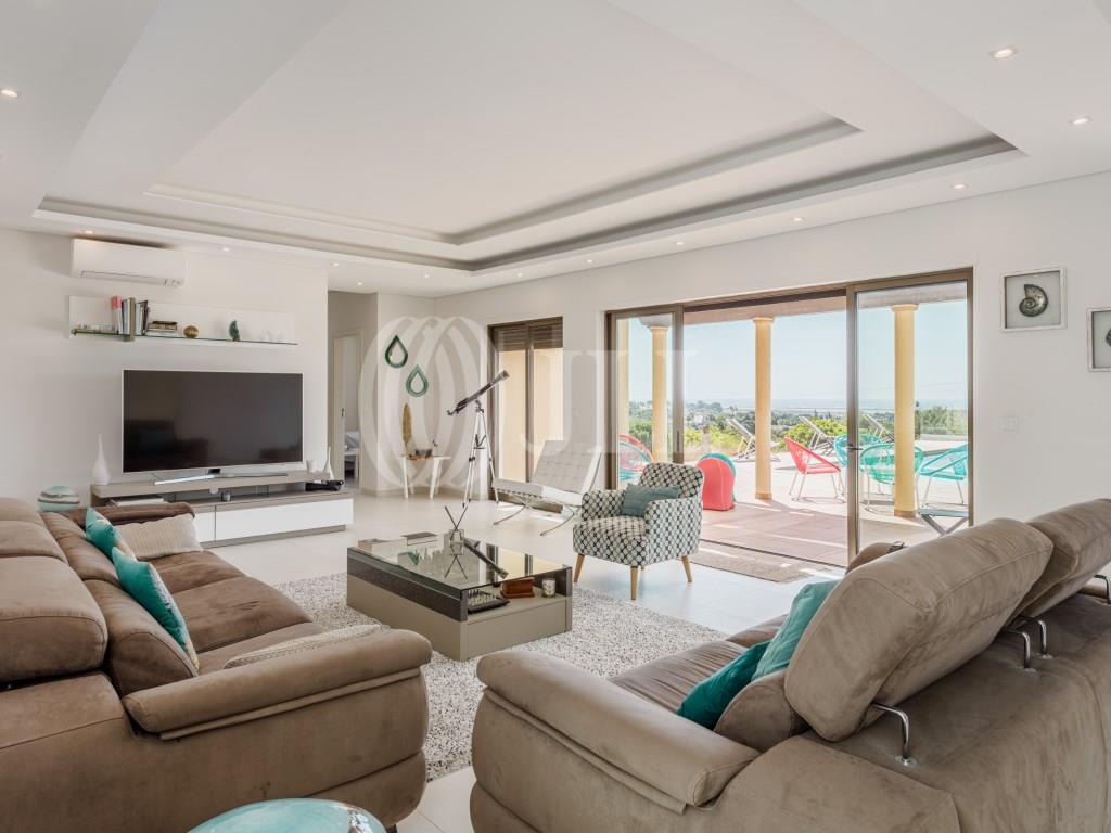 4 bedroom villa with sea and pool views, in Fuseta, Algarve