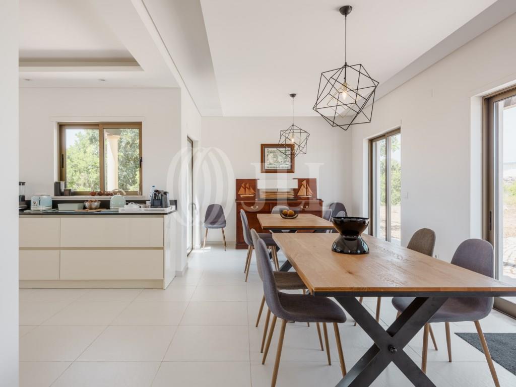 4 bedroom villa with sea and pool views, in Fuseta, Algarve