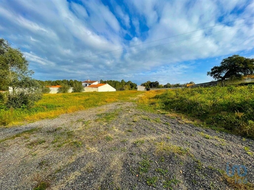 Construction land in Leiria with 4000,00 m²