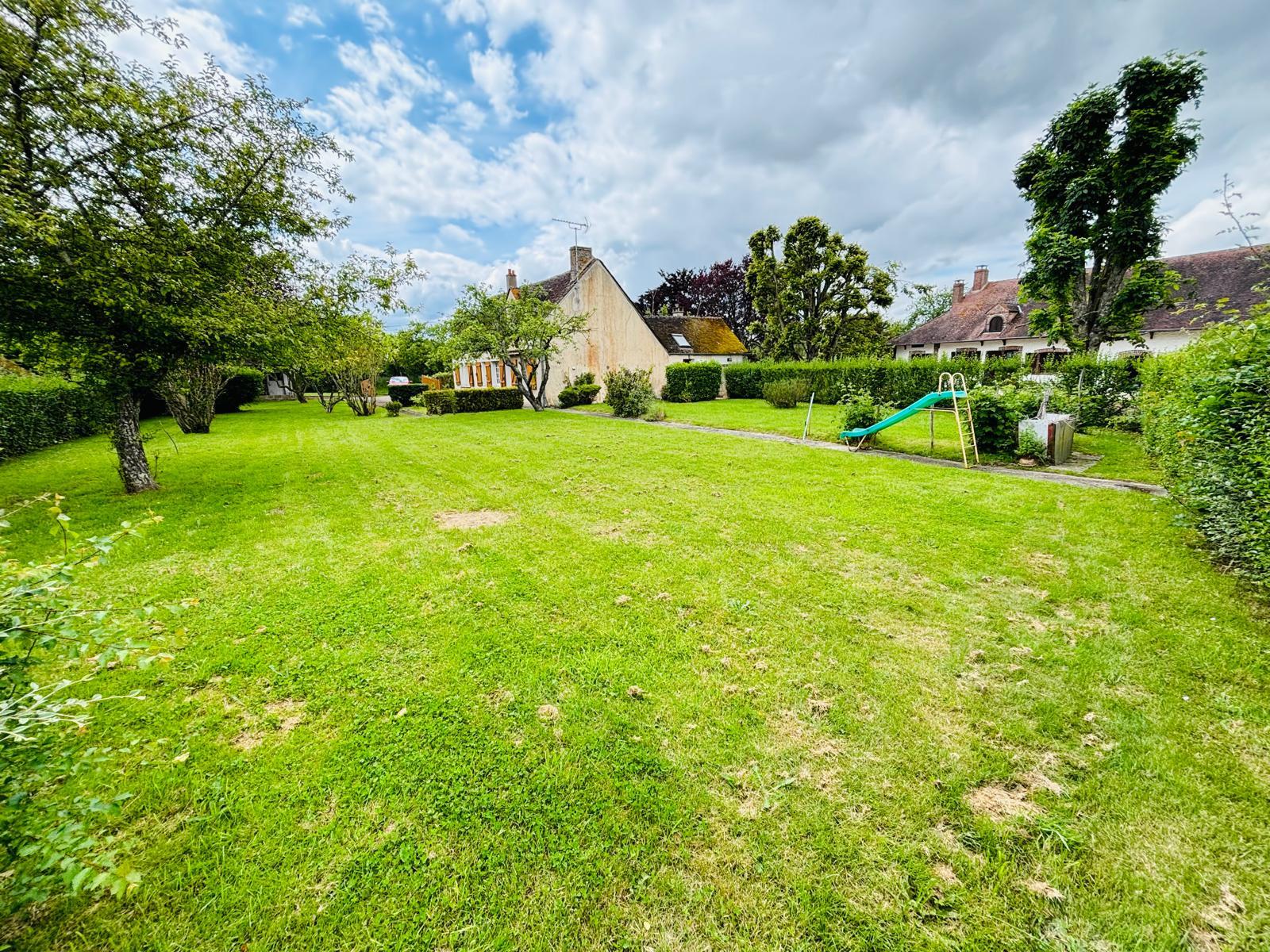 Country House to Renovate A Unique Project for Nature Lovers