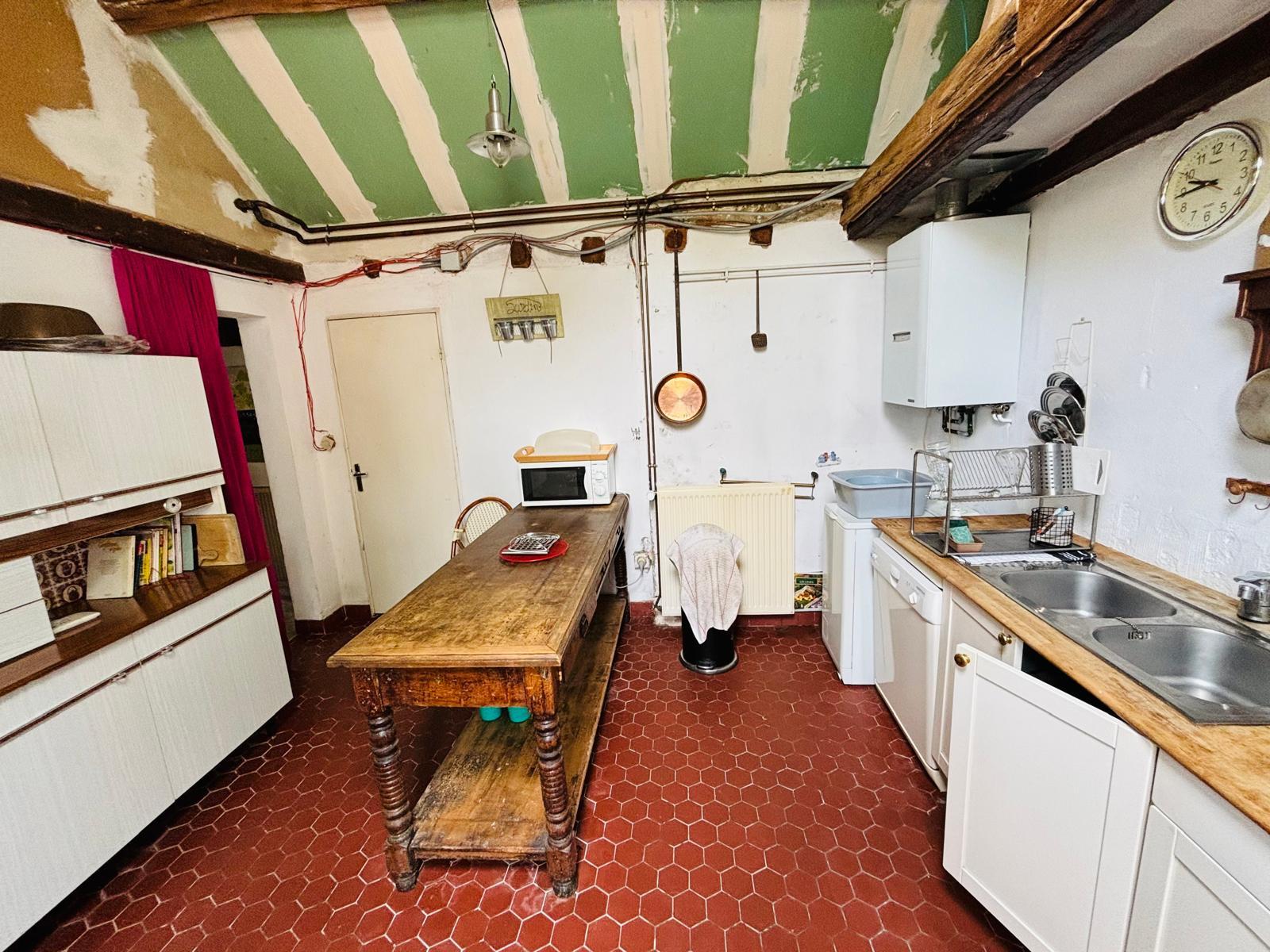 Country House to Renovate A Unique Project for Nature Lovers