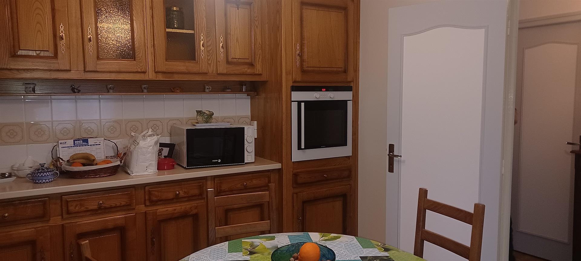 In Sarlat 200m from the town center (residential area)
