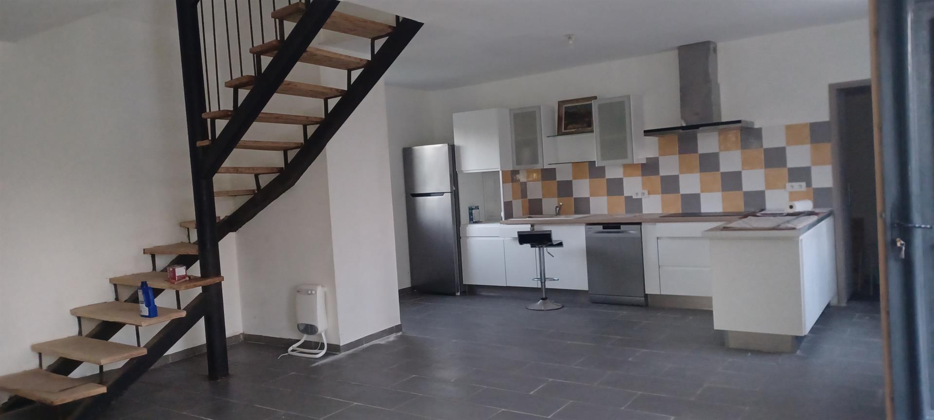 4 room house with land 3 minutes from Sarlat city center