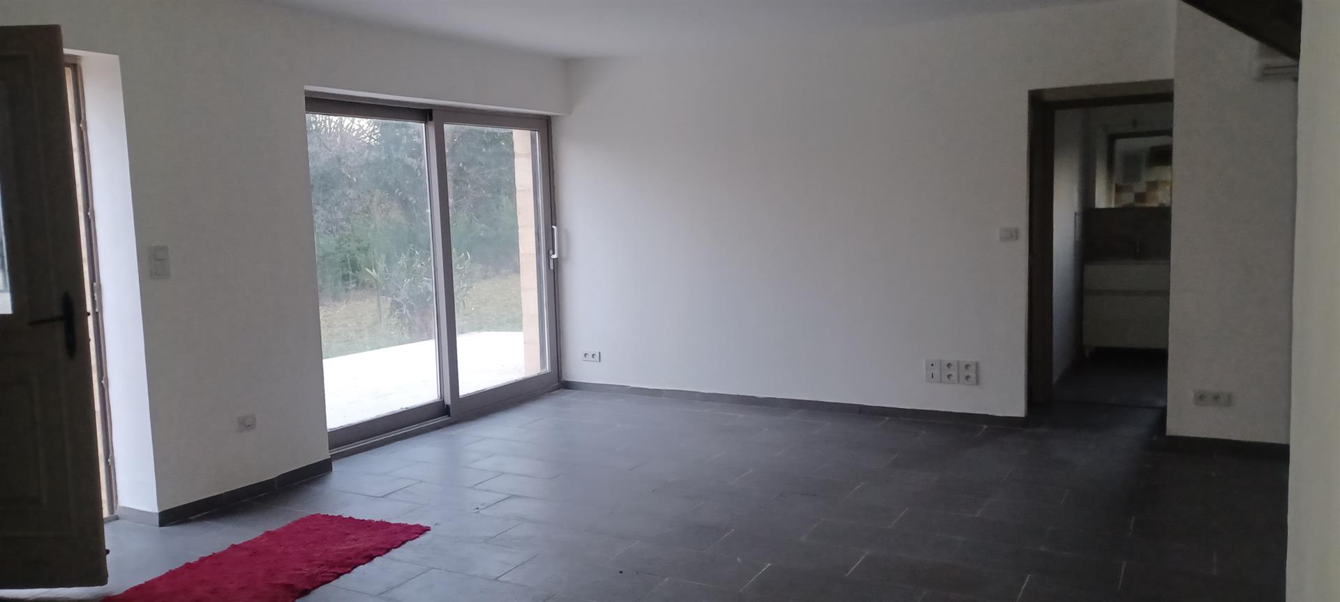 4 room house with land 3 minutes from Sarlat city center