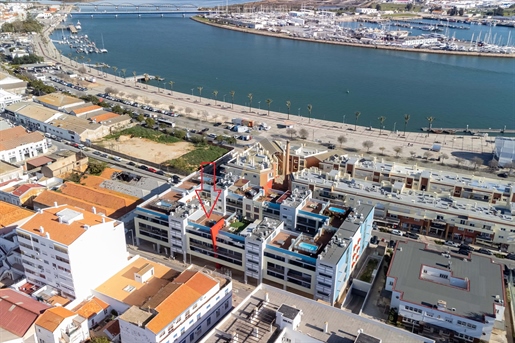 Apartamento T3 150 m² com Grande Terraço privado em Rooftop-Edificio Oceanário Residence Ribeirinha