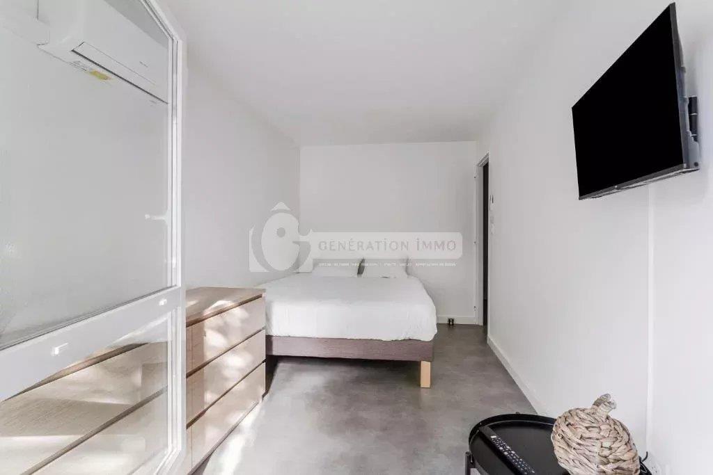 Furnished T3 apartment - Les Baux-de-Provence,