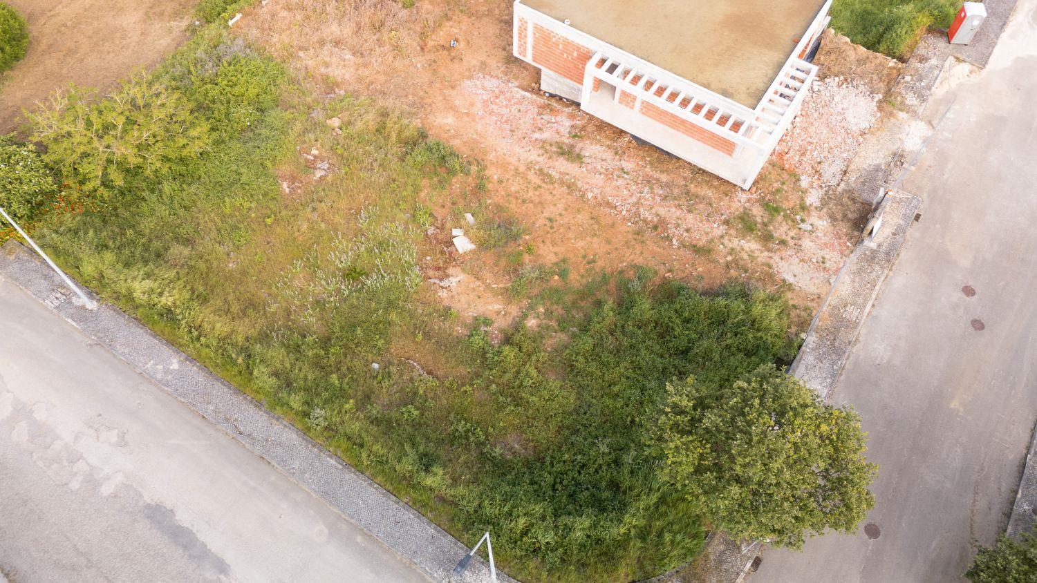 Plot in Reguengo Grande W/Approved Project