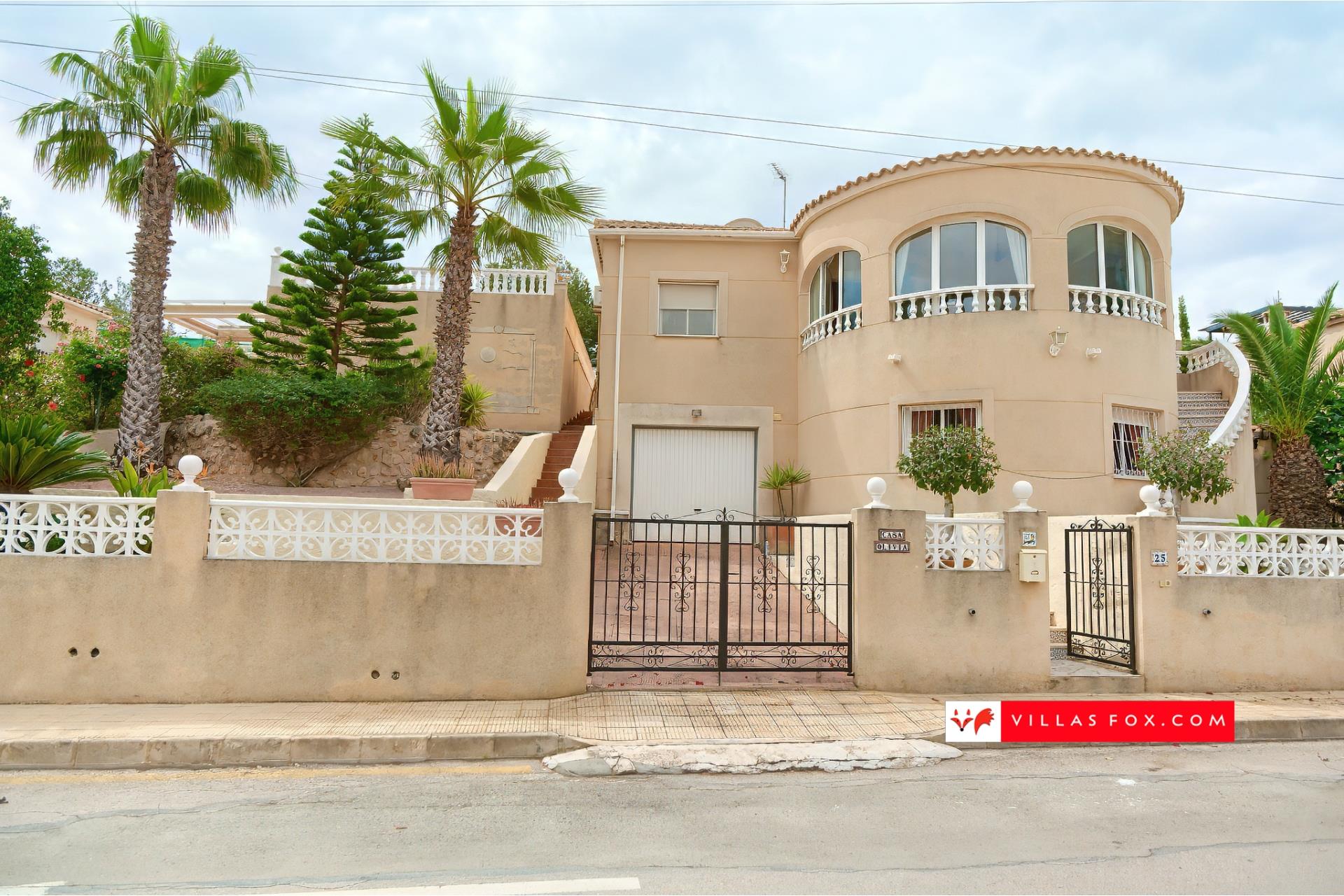 4-Bedroom detached villa Las Comunicaciones, San Miguel de Salinas