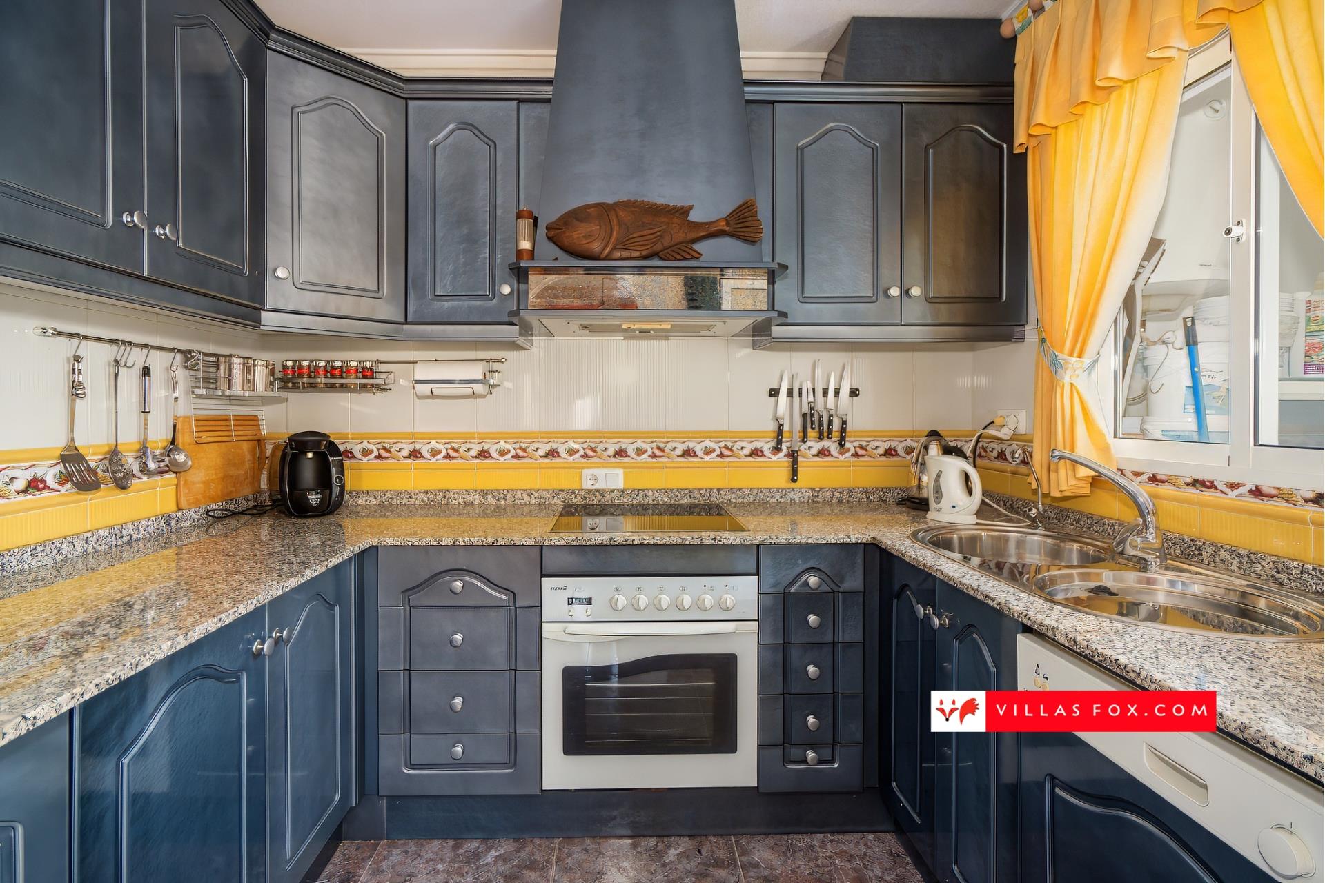 4-Bedroom detached villa Las Comunicaciones, San Miguel de Salinas