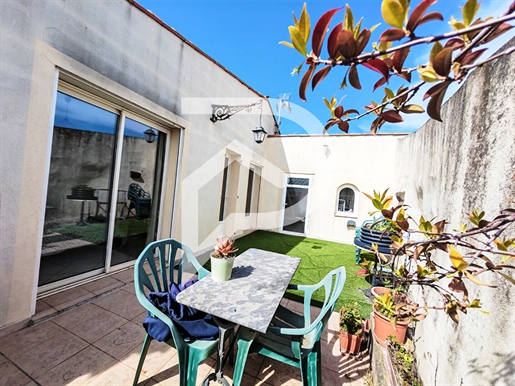House with terrace 15 Min North Carcassonne