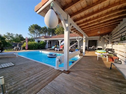 Villa T5 ossature bois 150m² piscine dépendances sur jardin de