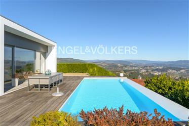 Splendid Villa with Panoramic View