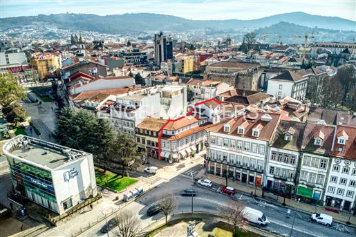 Ausgezeichnete Geschäftsmöglichkeit im Herzen von Braga