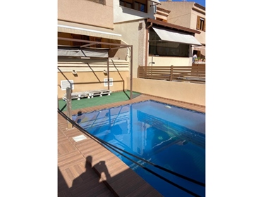 Bungalow reformado con piscina zona Pascual Andreu