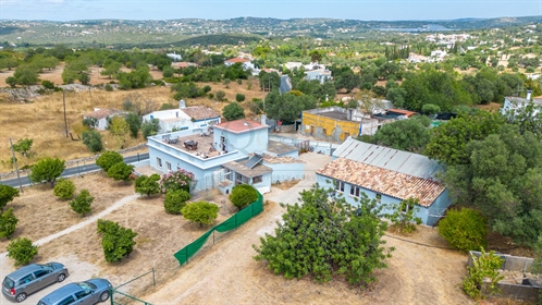 Traditional 3 bedrooms, 2 bathrooms country house for sale near Santa Bárbara de Nexe