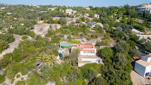 3 Bedroom villa for sale near Santa Bárbara de Nexe