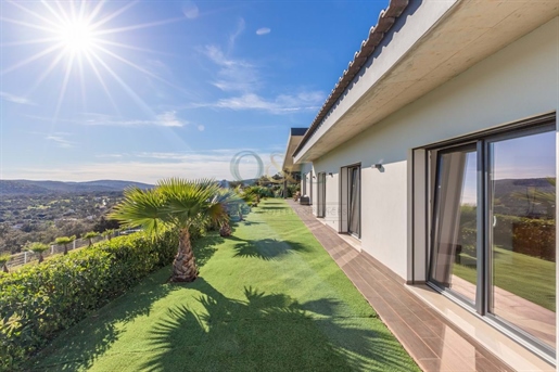 Contemporary 4 bedrooms, 3 bathrooms villa for sale with magnificent countryside views.