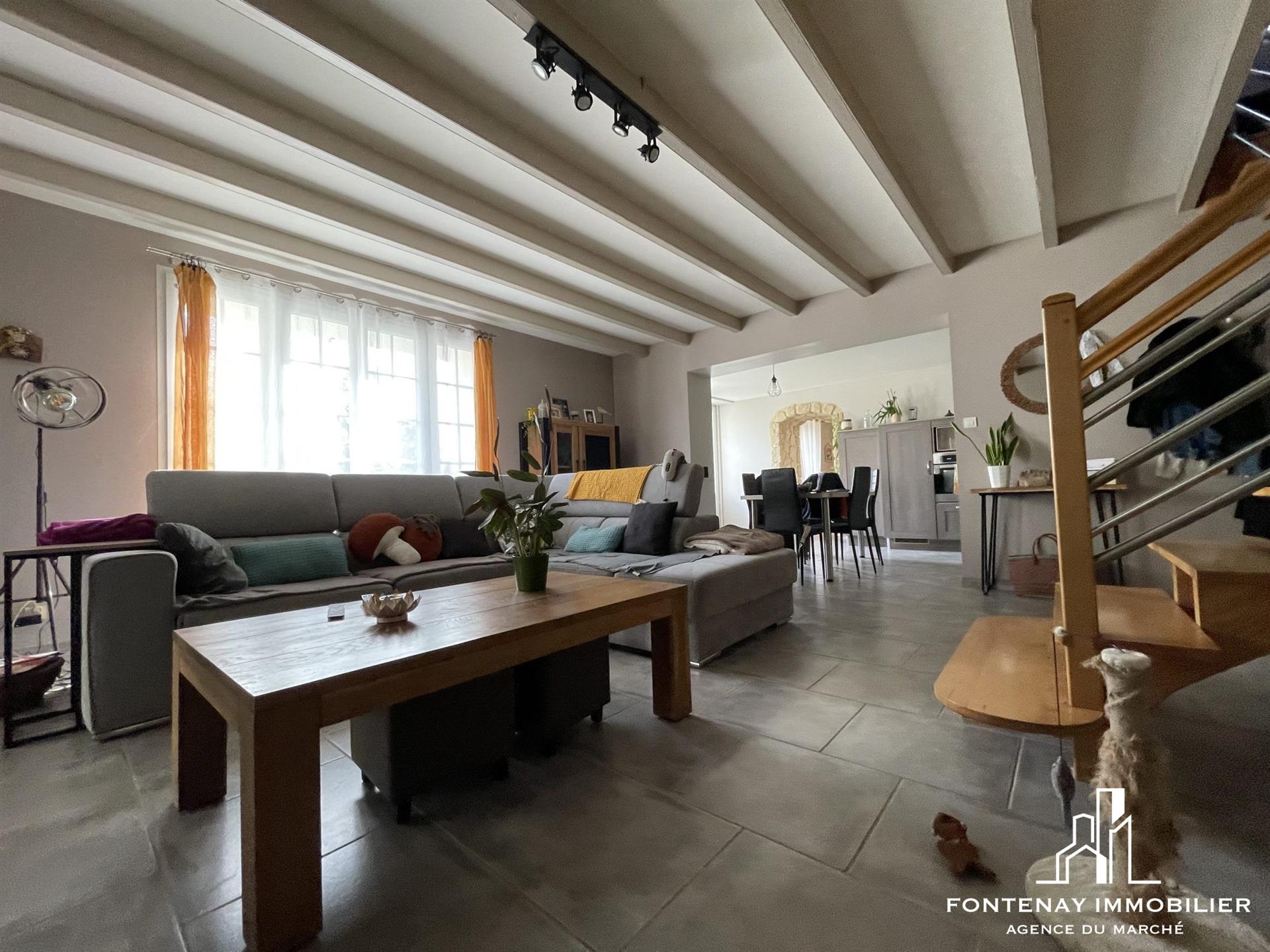 7-Room house Les Velluire in Vendée