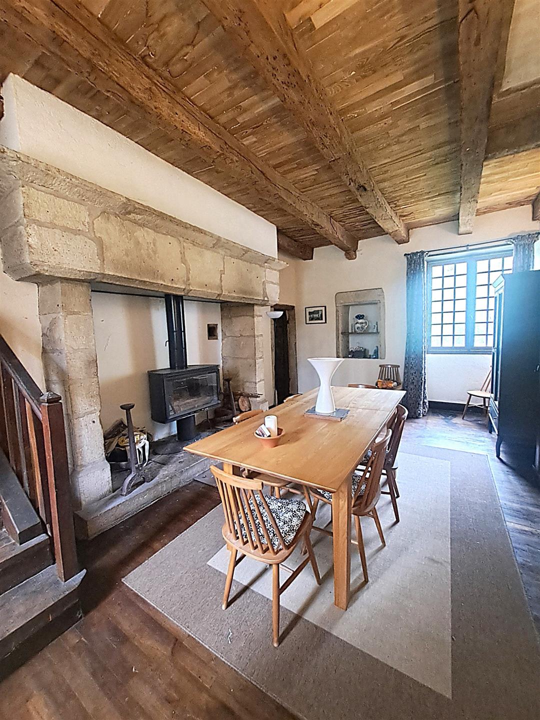 Charmante maison du XVIIIe siècle avec piscine, 5 min de Gourdon
