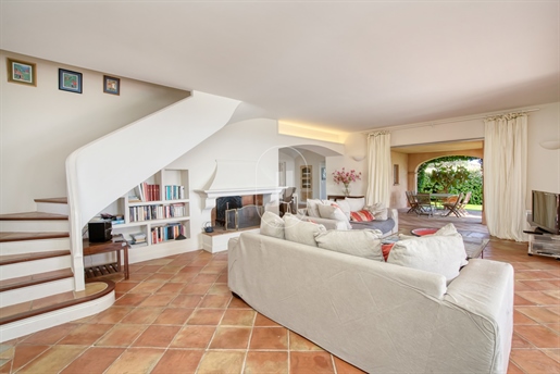 Provenzalische Villa mit Meerblick in Sainte-Maxime zum Verkauf