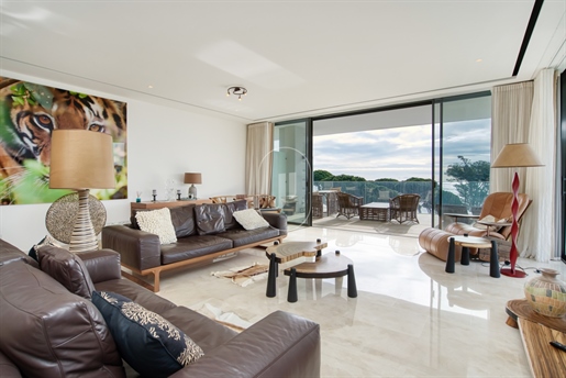 Très bel appartement vue mer à vendre à Sainte-Maxime