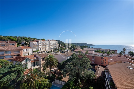 Duplex met zeezicht te koop in Sainte-Maxime