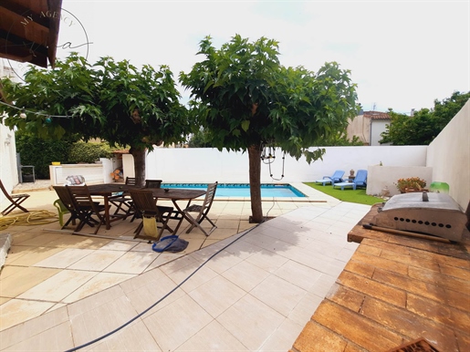Villa type 5, 151m2 in Maureilhan, with garden, swimming pool and garage.