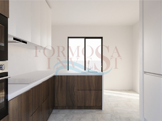 2 bedroom duplex apartment with private rooftop terrace and parking and storage in the basement, in