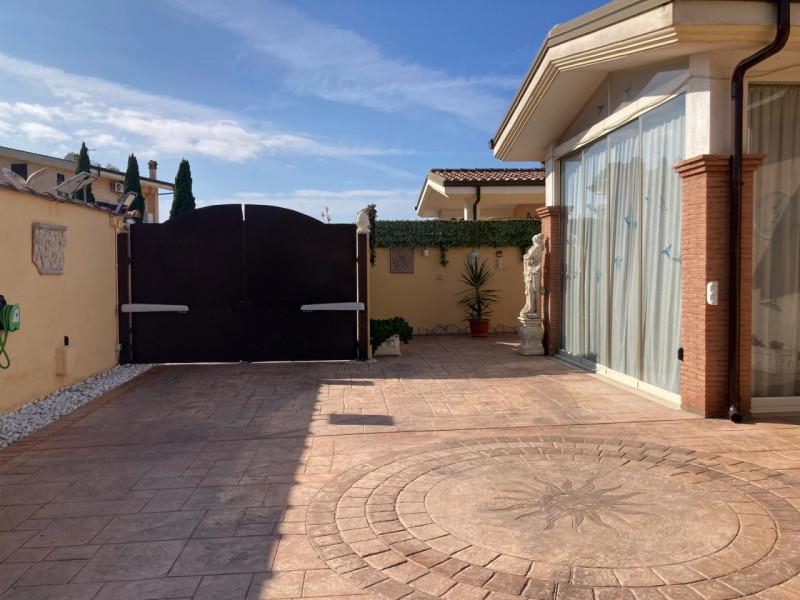 Purchase: House (00042)