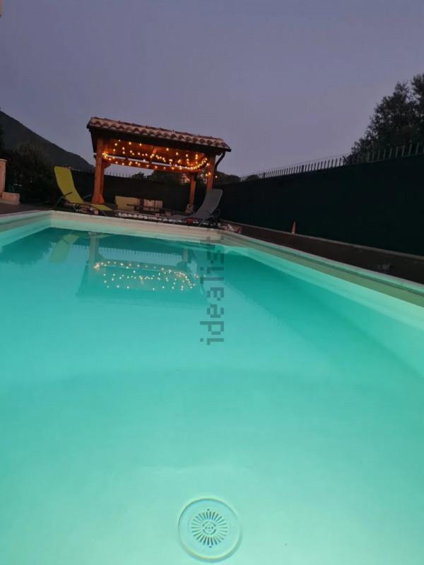 Purchase: House (04013)