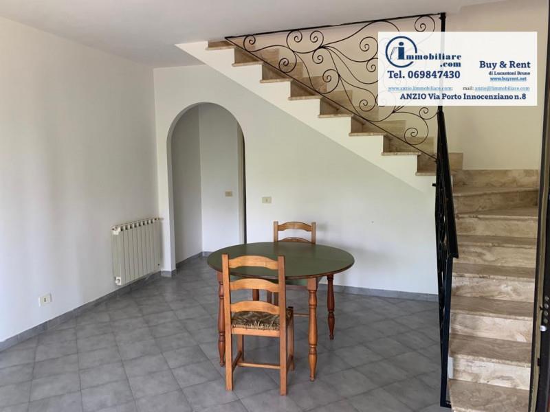 Villa plurifamiliare via ronciglione, Loricina, Seccia, Tre Cancelli, Nettuno