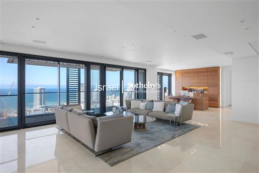 Ultra-Luxurious Seaview Apartment at the White City Residence