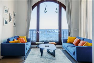 Luxury Seafront Apartment at the Port of Old Jaffa 