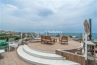 Picturesque Seaview Apartment with Rooftop Terrace - Old Jaffa