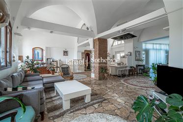 Picturesque Seaview Apartment with Rooftop Terrace - Old Jaffa