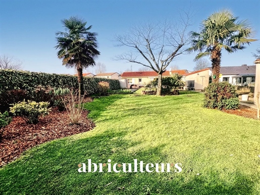 Advert picture