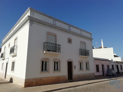 Apartment with 2 Rooms in Faro with 73,00 m²